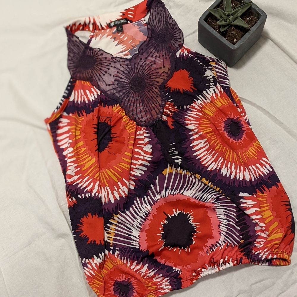 Bright summer sleeveless top